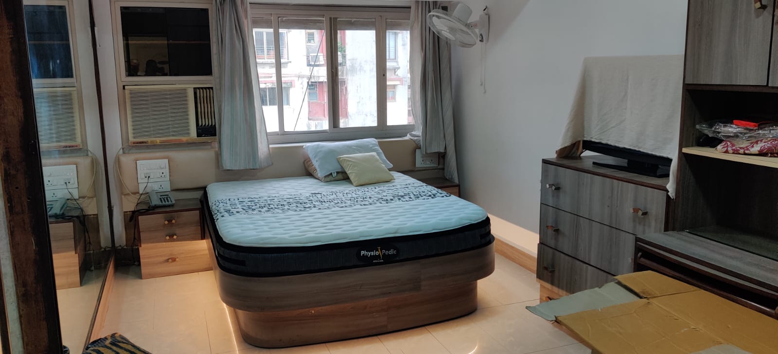 3 BHK Semi Furnished in Sunflower , Cuffe Parade